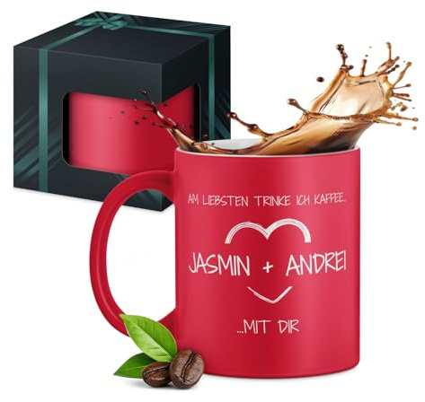 Maverton Keramik Kaffeetasse 330ml mit Gravur - Kaffeebecher mit funktionellem Henkel - personalisierter Keramikbecher für Paar zum Hochzeitstag zu Weihnachten - matt rot - Innen weiß - Herz