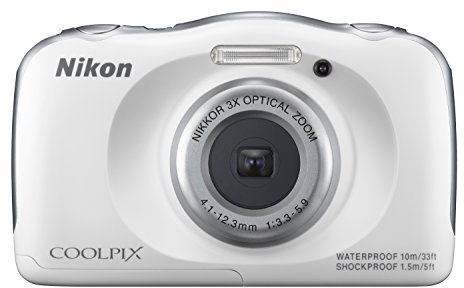Nikon Coolpix S33 Appareil photo numérique compact 13,2 Mpix Écran LCD 2,7 Zoom optique 3X Blanc