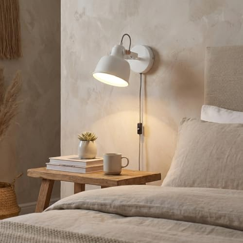 BARCELONA LED Weiße und Goldene Wandleuchte KUKKA mit Stecker und Schalter, Verstellbare Leselampe E14 60W, Nordisches Design für Schlafzimmer Bett, Bad, Wohnzimmer oder Küche