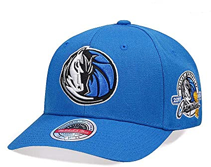 Mitchell & Ness - NBA 2011 Champions - Classic Red Snapback Cap, Dallas Mavericks, Royal