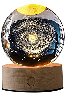 JAWSEU 3D Kristallkugel Nachtlicht, LED Sternenhimmel Dekoleuchte, Kristallkugel Modell Nachtlicht mit Ständer, Dekorationsgeschenke für Weihnachten, Erntedankfest, Geburtstag