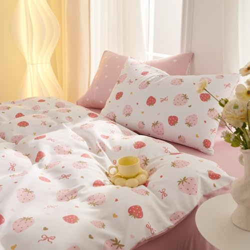 Freyamy Bettwäsche 135x200 Rosa Bunt Erdbeer Schleifen Herz Bettwäsche Set | Aesthetic Bettwäsche Mädchen, Microfaser ÖKO-TEX Bettwäsche-Sets, 1 Bettbezug mit Reißverschluss und 1 Kissenbezug 80x80cm