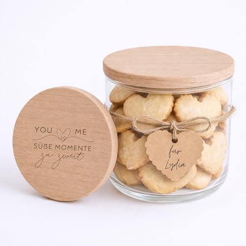 HerzHolzPapier® Vorratsglas Süße Momente zu zweit“ – Aufbewahrungsglas mit graviertem Holzdeckel & Silikondichtung – Geschenkidee für Paare, Hochzeitstag, Jahrestag & Valentinstag – 530 ml