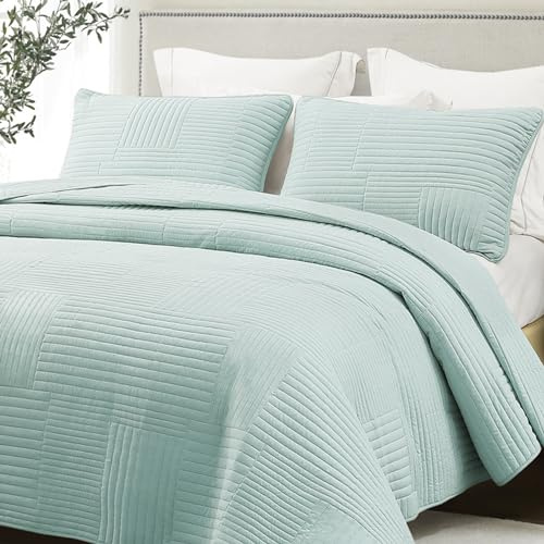 Whale Flotilla Tagesdecke Bettüberwurf 220x240 cm aus Mikrofaser | Bedspreads mit 2 Kissenbezüge, Weiche und Leichte Steppdecke mit Streifenmuster, für alle Jahreszeiten, Grün