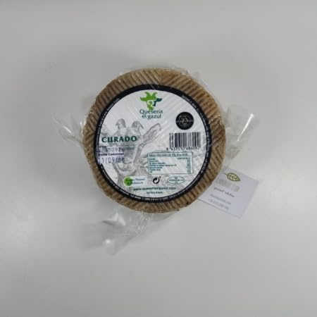 Queso de Cabra Curado - El Gazul - Peso del producto 800gr aprox - Elaborado siguiendo métodos tradicionales - Quesos artesanos - Sabor intenso y textura firme.