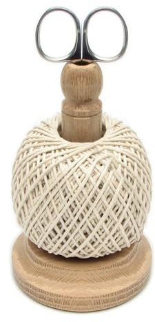 Muldale Soporte para Cuerdas de jardín, algodón Natural con Tijeras de jardinería de Acero Inoxidable, Soporte de Cordel de jardinería con Soporte de Madera, Accesorios para cobertizos para macetas,
