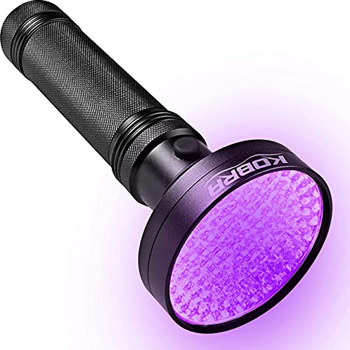 KOBRA - Linterna de luz negra UV 100 ledes para inspección hogares u hoteles, detecta orina mascotas y manchas – LED intensidad ultra 18 W 1–395 nm, falsificación dinero, fugas, escorpiones