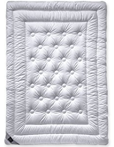 Billerbeck Bettdecke Belair® – 155 x 200 cm – leichte 4 Jahreszeiten Decke – atmungsaktive Decke für das ganze Jahr