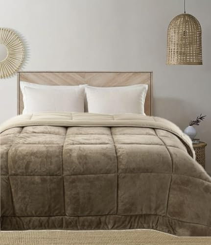 Trapunta Invernale Singola Imbottita in Morbida Microfibra da 540 gr/mq Tessuto Vellutato Piumino Caldo ad Effetto Flanellato Coperta Letto Invernale Misura 180x260 cm Mod. Velvet Colore Tortora