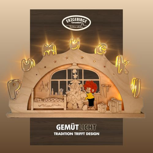 weigla - Schwibbogen original Erzgebirge I LED Lichterbogen Weihnachten I Motiv Pumuckl feiert Weihnachten I 7 Lampenkerzen + 1 Ersatzlampe I 7 x 34 V, 0,2 W, E10 I beleuchtete Weihnachtsdeko innen
