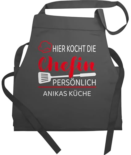Schürze - Kochschürze Damen Frauen - Hier kocht die Chefin persönlich mit Name - Geschenk Küche Köchin Küchenzubehör Frau Lustig - 60x87 - Anthrazit - küchenschürze koch kochschürzen