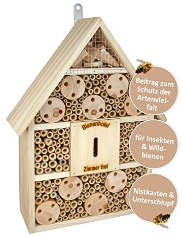 CULT at home Insektenhotel und Nistkasten Höhe 38 cm - Schmetterlingshaus Marienkäferhotel Bienenhotel aus Holz
