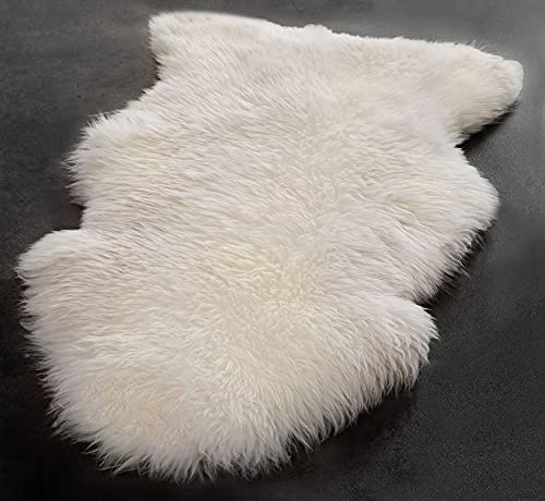 A-STAR (TM) Sheepskin Fur Rug Real Single Pelt Sheep Skin Luxury White Fluffy Bedroom Area Rug 2ft x 3ft (24Inch x 36Inch, 60.96cm x 91.44cm)
