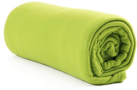 ESTEXO Kuscheldecke Größe XL 130 x 170 cm Polar Fleecedecke Tagesdecke Microfaserdecke
