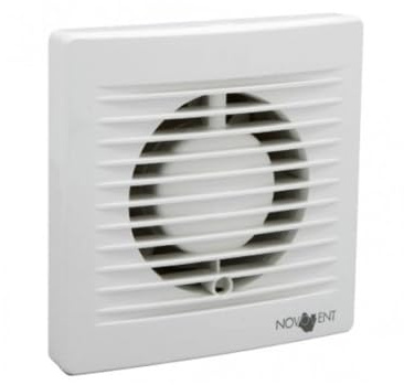 Extractor ventilador 20x20 cm, 12 cm de profundidad, ideal para ventilación en espacios reducidos y eliminación de humedad.