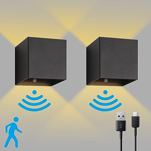 VOMI 2er Set Wandleuchte Ohne Stromanschluss mit Bewegungsmelder, Akku Wandlampe LED Kabellos Aufladbar Magnetische Flurlampe Up Down Leuchte für Flur Treppe, 6W Warmweiß