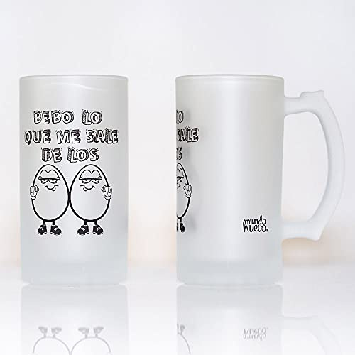 mundohuevo Jarra de cerveza regalo divertido. Bebo lo que me sale de los huevos. 500 ml.