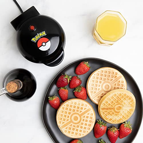 Uncanny Brands Pokemon Pokeball Mini Waffle Maker - UK Plug