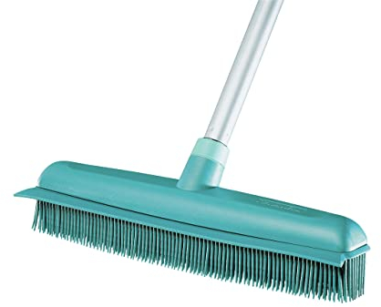 Leifheit Suprabesen mit hygienischen Borsten aus Naturkautschuk, Gummibesen für drinnen und draußen, Besen für Parkett, Steinböden sowie Teppich, Schrubber mit Wasserabziehkante
