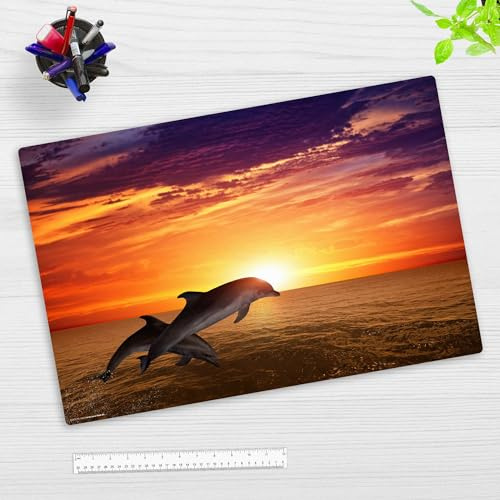 Schreibtischunterlage für Kinder und Erwachsene – “Delfine im Sonnenuntergang“ – aus erstklassigem Vinyl (Kunststoff) – 60 x 40 cm – Rutschfeste Schreibunterlage für Schulanfang– Made in Germany