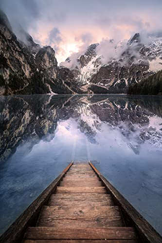 STYLER Glasbild Mountain Lake 50 x 70 cm | See Natur Berge Bergsee Steg | Glas Bild Wandbild | Wohnzimmer Schlafzimmer XXL groß modern Küche