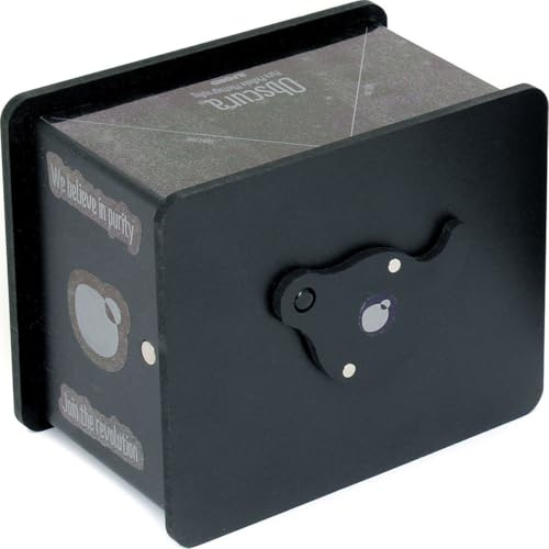 Harman Obscura Kamera 4x5 von Ilford