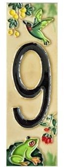 Numéros de maison en céramique peints à la main sur le thème du crépuscule sur le thème de l'étang 15 x 4,8 cm | Cadres marron et blancs en option (carreaux numéro 9)