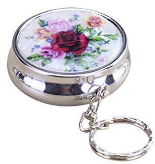 Porfeet Tragbarer Aschenbecher, Blume Outdoor Auto Mini Tasche Edelstahl Runde Aschenbecher Schlüsselbund Zufälliger Stil