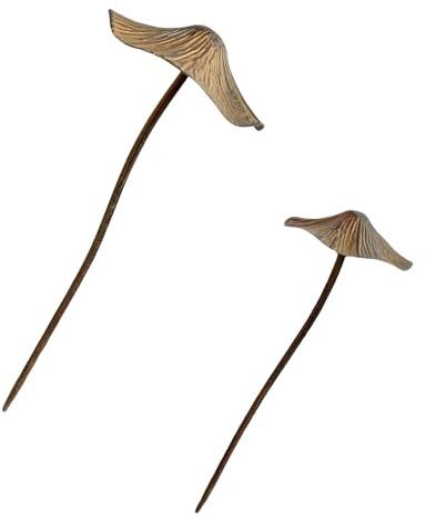 Rural Brown Mushroom Garden Stake Iron Art Yard Stake Weather Resistant Decorative Backyard Ornament For Patios Mushroom Decoration