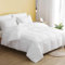 DWR Edredón Relleno Nórdico 240 x 260 cm, Edredón de Fibra 300 gr/m², 50% Reciclado Suave y Transpirable, para Las 4 Estaciones (Blanco, Cama 180-240 x 260 cm)