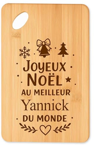 Planche à Découper Joyeux Noël au Meilleur Yannick du Monde - Plateau Apéro en Bambou Cadeau Noël Gravé Collègue Cuisine Barbecue