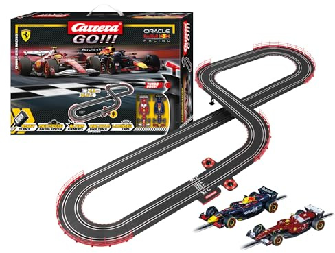 Carrera GO Champions Racing – Formel-1-Rennbahn Set mit Red Bull RB21 M. Verstappen No.1 und Ferrari SF-25 L. Hamilton No.44 – Slotcar Rennbahn 1:43 mit Turbo-Handreglern und 4,3 m Strecke
