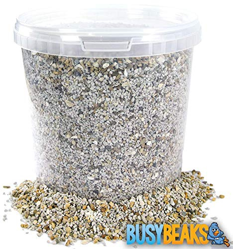 BusyBeaks Mixed Poultry Grit | Premium Quality Natural Feed Mix | Added Oyster Shell | Rich in Vitamins and Calcium | A Nutritious Supplement Food | Strong Beaks, Tough Bones & Large Eggs (1L Tub)