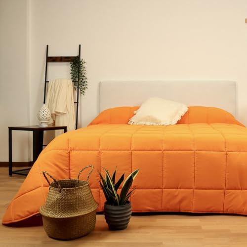 Corredocasa Piumone Invernale Caldo e Morbido Trapunta Manopesca Made in Italy Soffice Confortevole Tinta Unita Disponibile in 3 Misure e Vari Colori (Arancio, Matrimoniale)
