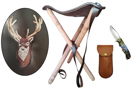 TORO SURVIVAL Taburete Trípode de Caza de Piel – Asiento Plegable de Cuero con Correa – Patas de Madera – Compacto para Montería, Rececho, Pesca y Camping. Pin de Jabalí Incluido.