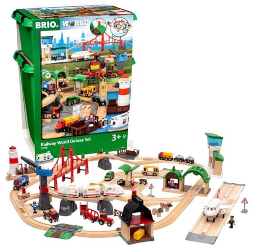 BRIO 33766 World Deluxe Järnvägsset | Railway World Deluxe Set 106 delar. Leksakståg med tillbehör och skenor i trä. Från 3 år. För små lokförare.