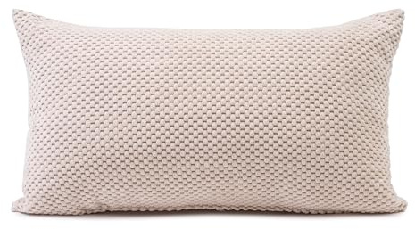 Gözze - Kissen Sven, Dekokissen in genoppter Optik, Weiches Sofakissen mit Füllung, 100% Polyester, 30 x 50 cm - Creme