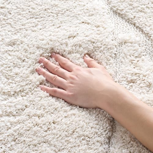 SAFAVIEH Florida Shag Collection Area Rug - 5'3 x 7'6, Creme & Creme, Non-Shedding & Easy Care, 1.2-inch Thick Ideal for High Traffic Areas in Living Room, Bedroom (SG471-1111)