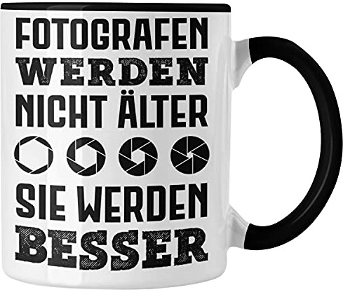 Trendation - Fotograf Tasse Zubehör Fotografie Geschenk Fotografieren Kaffeetasse Geschenkideen Lustiger Spruch (Schwarz)