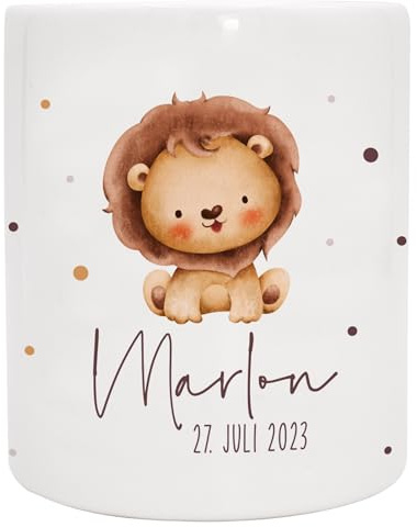 Spardose personalisiert mit Namen & Datum | Tierkind Löwe | Keramik Sparbüchse, optionales Datum, beidseitig bedruckt, Gummistopfen an der Unterseite, 95 x 80 mm, Geschenk für Kinder