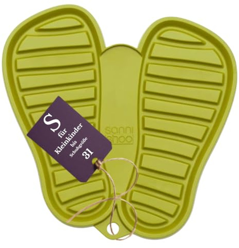 Sanni Shoo Schuhablage Schuhabtropfschale - S (bis Schuhgröße 31), grün | Flexible Schuhmatte Abtropfmatte; Waschbar bei 30°C, Schuhwanne aus BPA-freiem Kunststoff, in Europa gefertigte Schuhschale