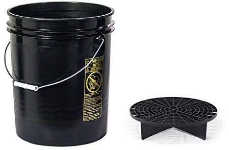 Detailmate® set of 1 x US car wash bucket 5 gallons, 1 x wash bucket 3.5 gallons and 1 x Grit Guard insert in blue, Grit Guard Eimer Einsatz Schwarz, Wasch Eimer 5 Gallonen schwarz