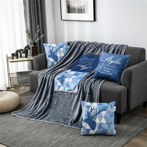 Surwin Reisedecke, Decke und Kissen in Einem, Flauschig Weiche Flanelldecke für Flugzeug, Modern Reisekissen mit Reißverschluss umwandelbar zur Decke, Viele Farben (Blauer Elch,150x200cm)