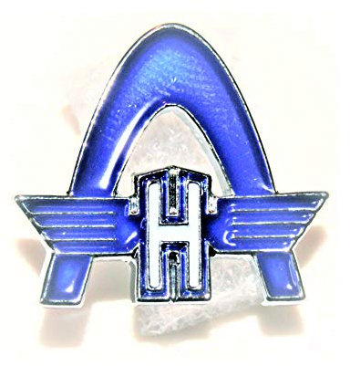 Textilhandel Hering Hanomag Bogen klein l Anstecker l Abzeichen l Pin 290