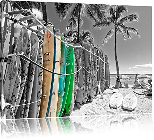 Pixxprint bunter Surfboards am Strand B&W, Größe: 100x70cm, Leinwandbild, fertig gespannt, Wandbild, Dekoration, Kunstdruck, kein Poster