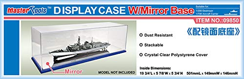 Vitrine, 501 x 149 x 146 mm