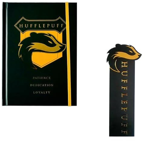 Gebundenes Notizbuch und Lesezeichen – Hufflepuff-Wappen Notizbuch mit 160 Seiten mit festem Einband, geschlossen durch ein Gummiband.