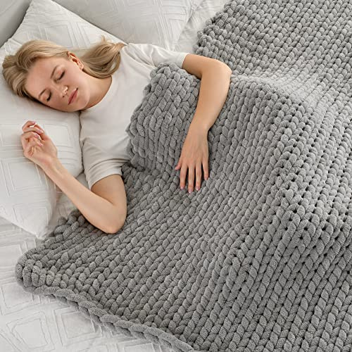 Maetoow Chenille-Strickdecke, straffere Version (127 x 152 cm), handgefertigte warme und kuschelige Decke für Sofa, Bett, Wohnraum, weiche Fleecedecke, Boho-Decke und übergroße Strickdecke, hellgrau