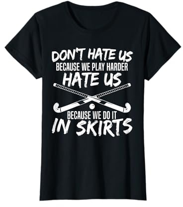 Wir spielen härter in Röcken | Eishockey Hockey Feldhockey T-Shirt