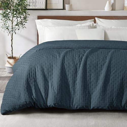 Whale Flotilla Couette 300GSM en Microfibre, 200 x 200 cm, Couette Chaude et Douce pour Lit 2 Personnes, Respirante, Confortable pour 4 Saisons, Bleu Marine